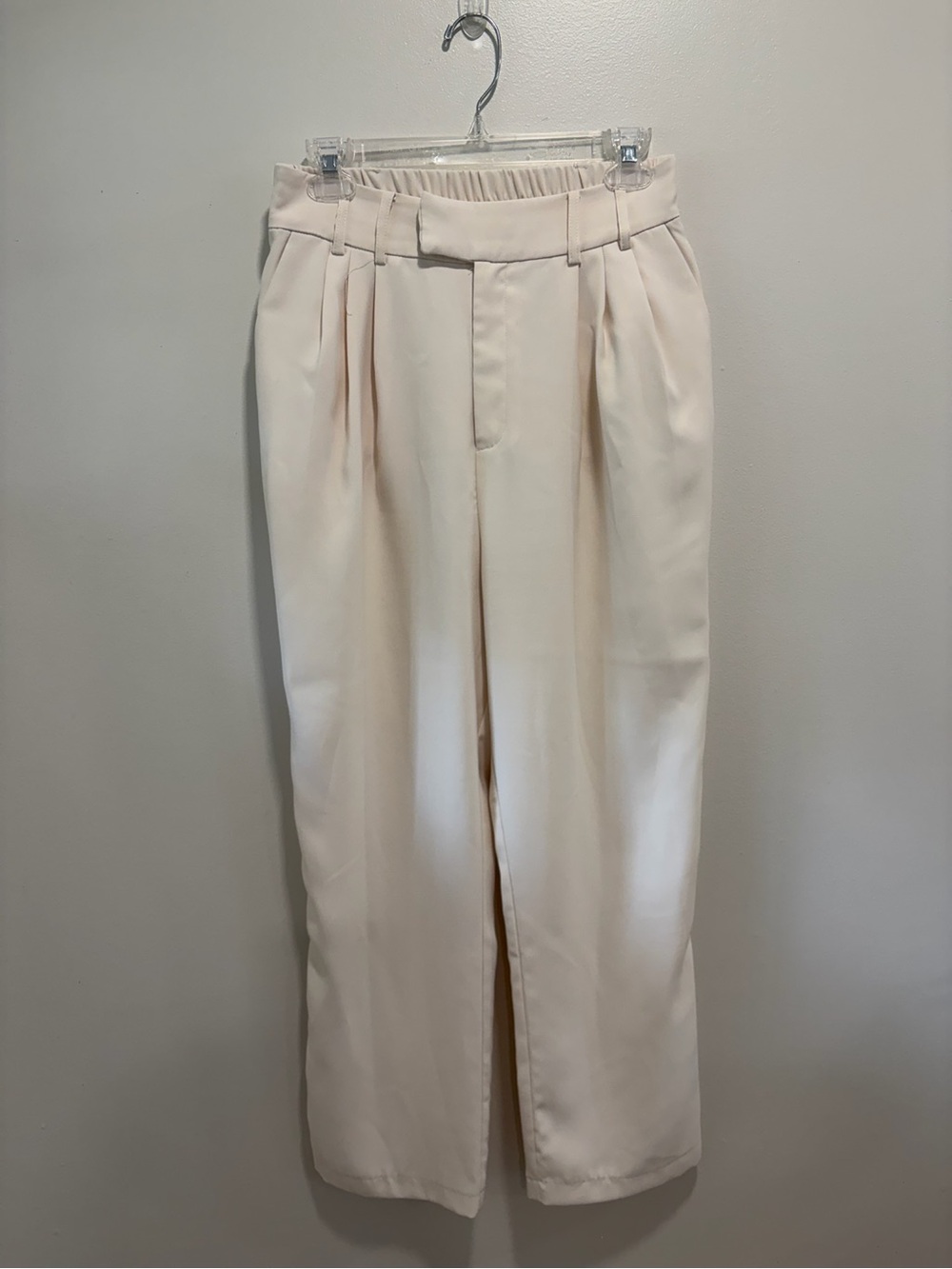 “BB Dakota” Steve Madden pleated trouser
#0117